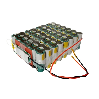 16V 54AH Solar Street Light LiFePO4 Batterie Pack with Long-lasting 2000 Cycle and 303*172*73mm Size